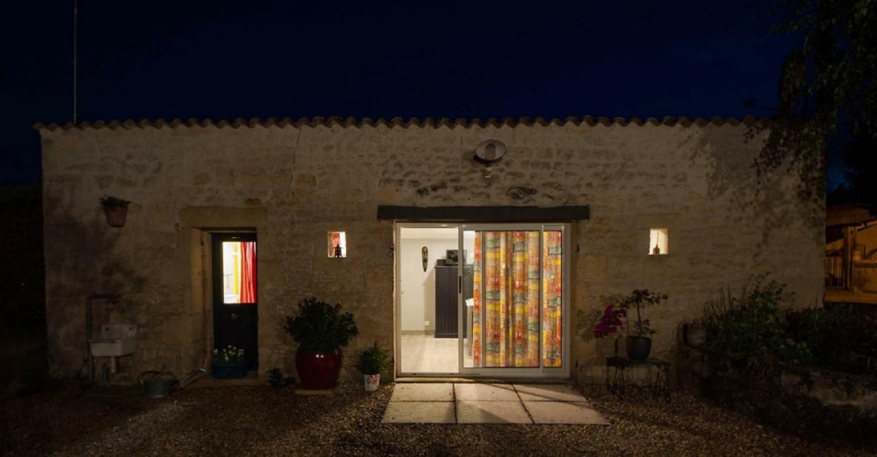 Gite Du Timbre Clion  Exterior foto